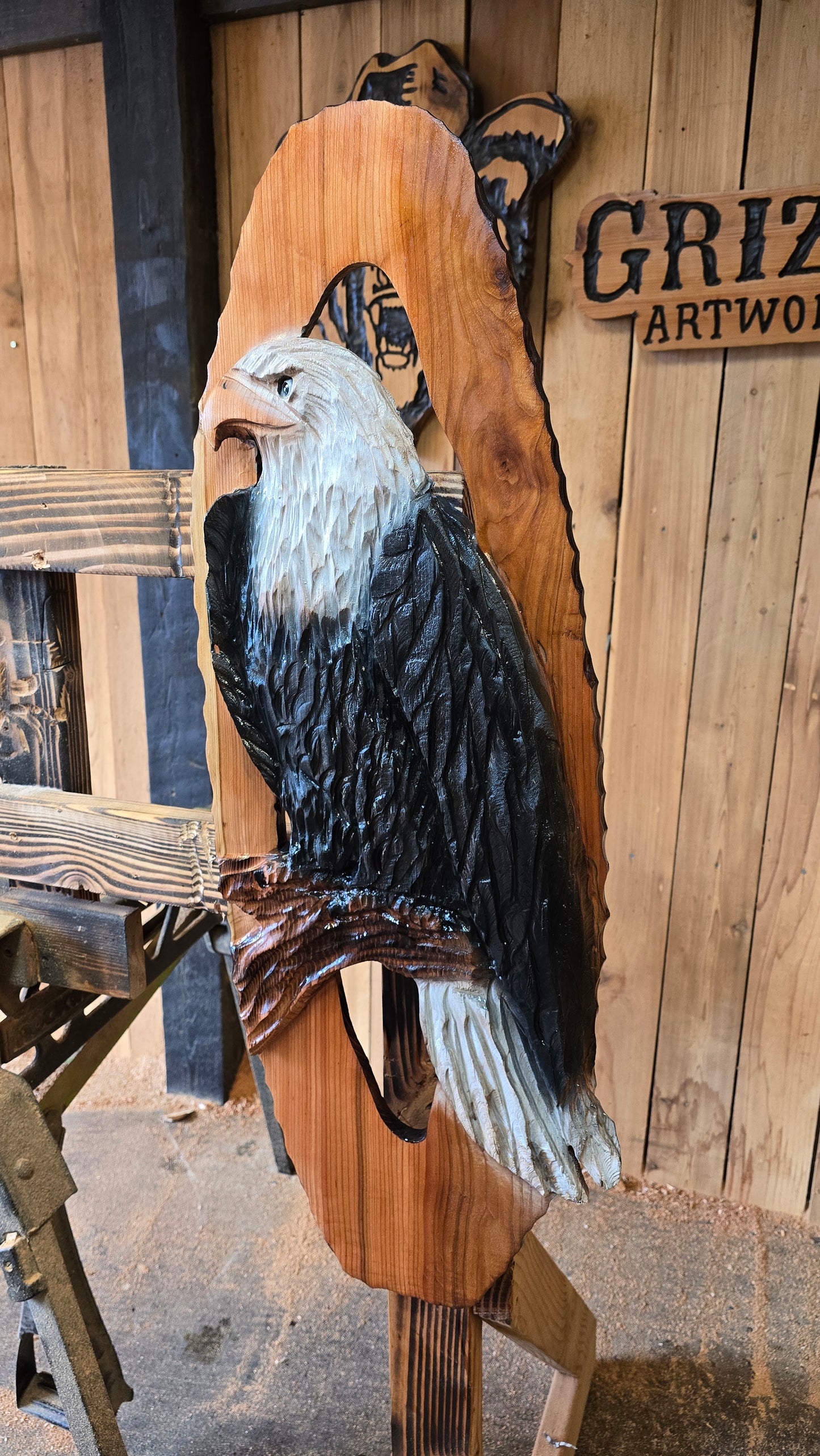🦅 Eagle Wall Hanger Cedar – 3ft Tall