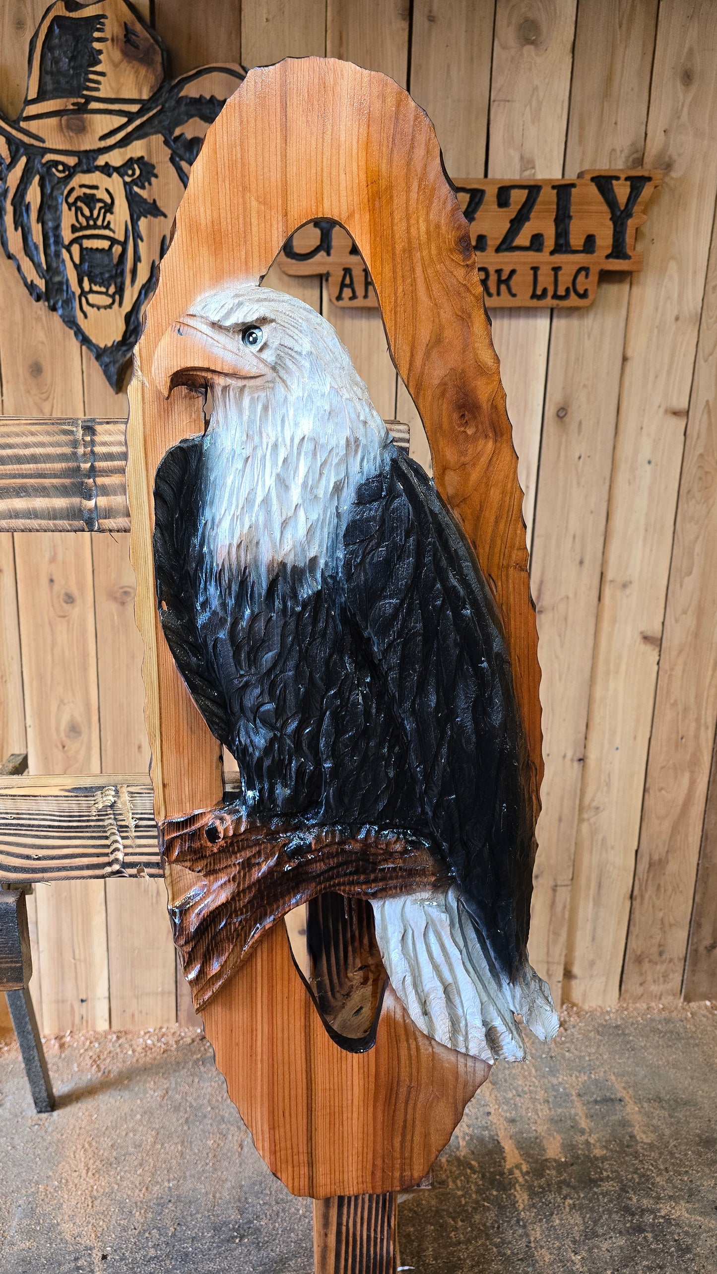 🦅 Eagle Wall Hanger Cedar – 3ft Tall